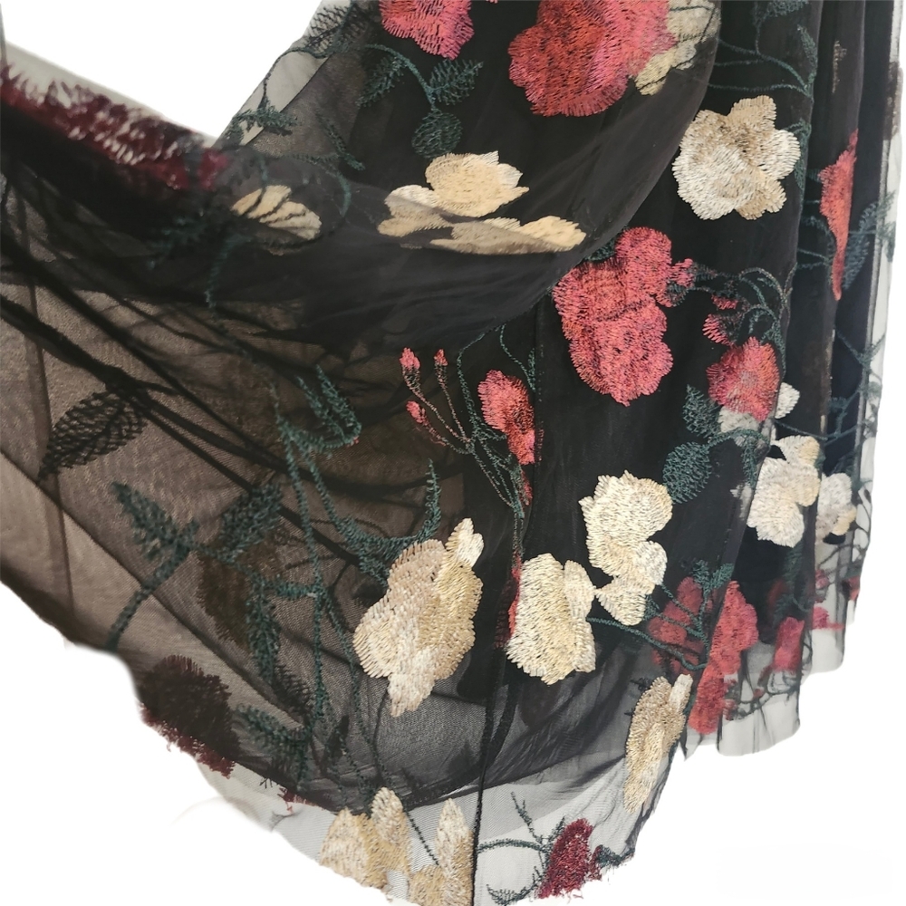 Very Cool Embroidered Skirt - Picture 3 of 6